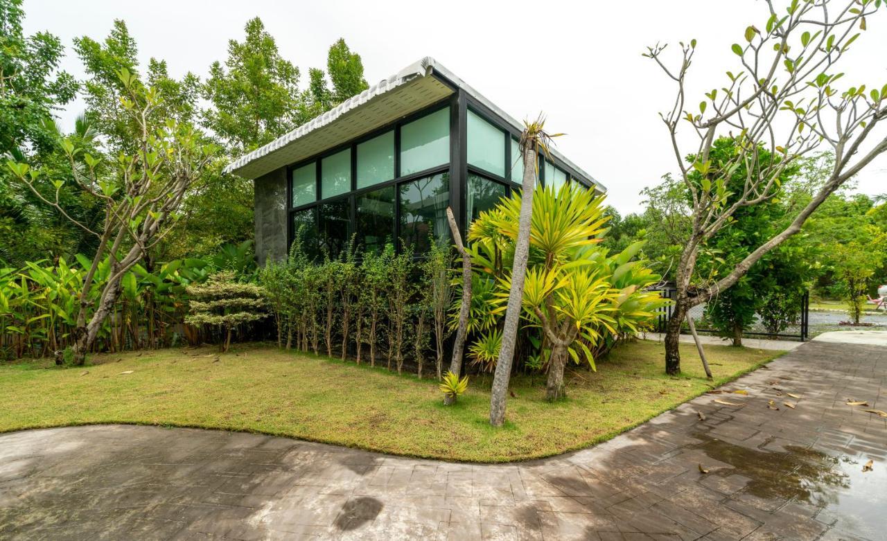 Utapao Sattahip Rayong Resort Ban Nong Sa Екстериор снимка