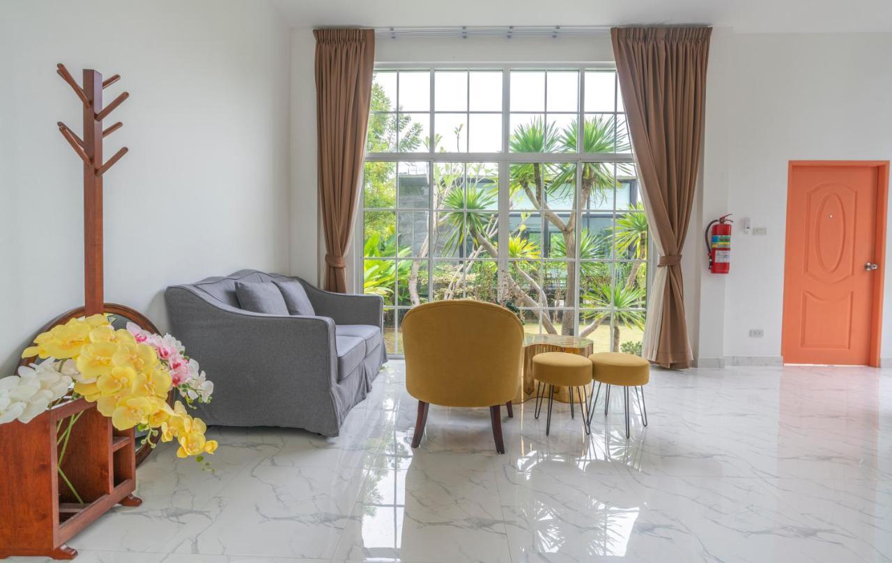 Utapao Sattahip Rayong Resort Ban Nong Sa Екстериор снимка