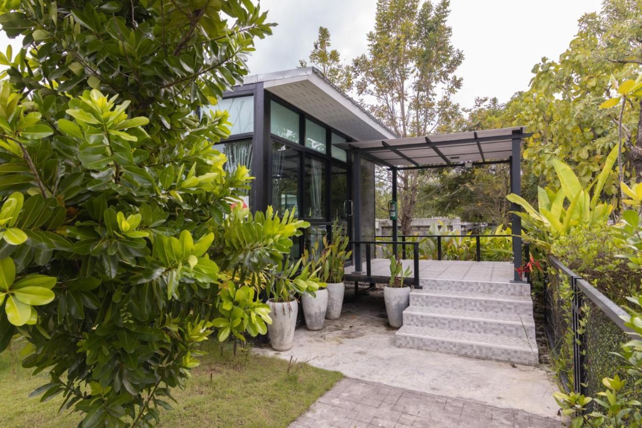Utapao Sattahip Rayong Resort Ban Nong Sa Екстериор снимка